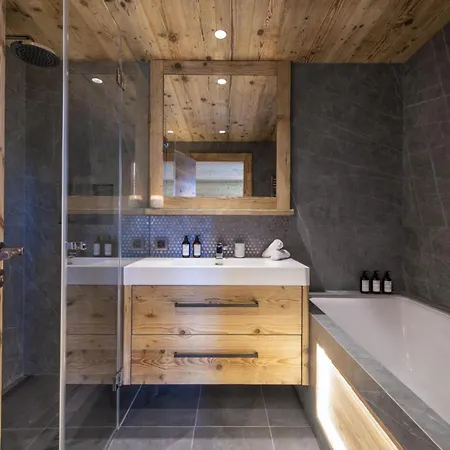 Exquisite Chalet In Stunning Landscape Chalet